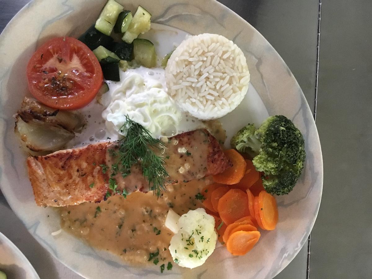 Linthal Hotel Restaurant Raben מראה חיצוני תמונה