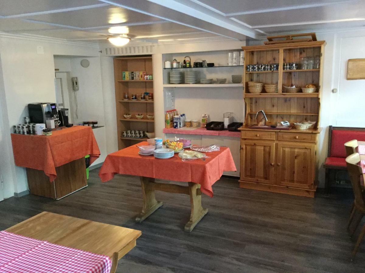 Linthal Hotel Restaurant Raben מראה חיצוני תמונה