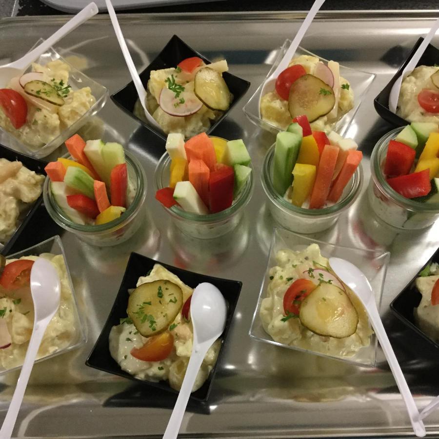Linthal Hotel Restaurant Raben מראה חיצוני תמונה