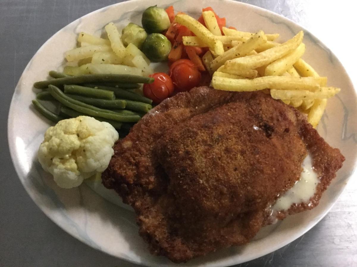 Linthal Hotel Restaurant Raben מראה חיצוני תמונה